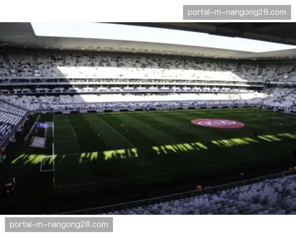 波尔多新球场计划取得进展，市政府已批准初步设计方案